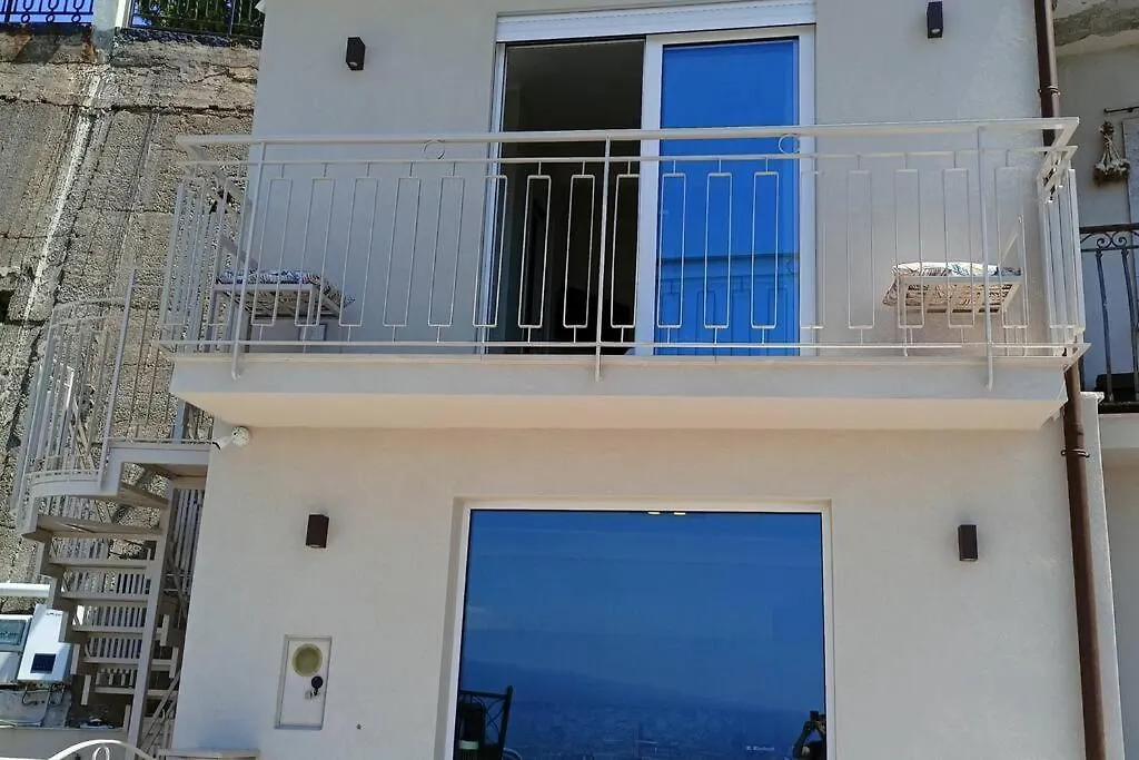 Stanza Mylai Etna View Apartment Castelmola